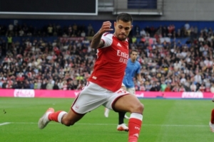 吉马良斯：即将加盟阿森纳时，赖斯给我发消息说以后我们别打架了